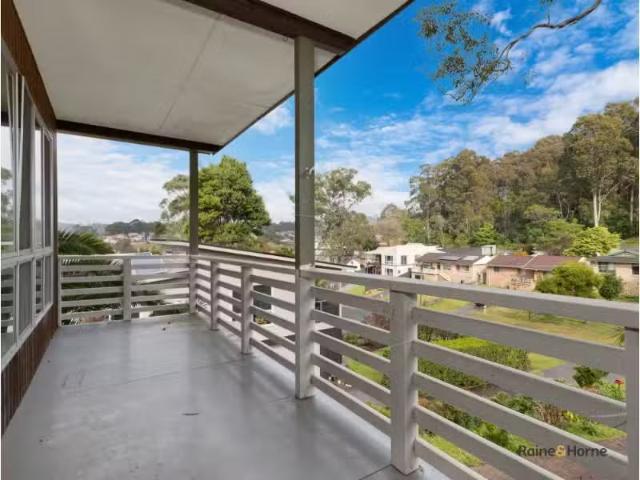Charming 15 Berrima Street, CATALINA House for rent Listed by.