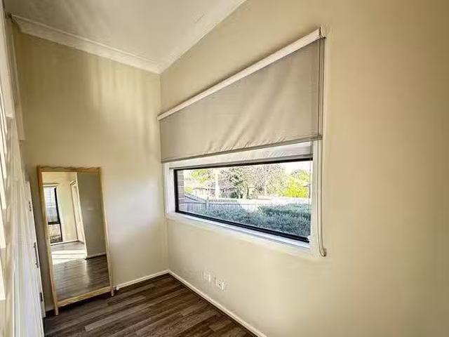 Unique 1/5 Forsyth County Street, Burwood, VIC 3125
