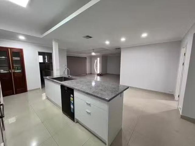 For Rent! 15 Grange Drive, Cooloongup, WA 6168