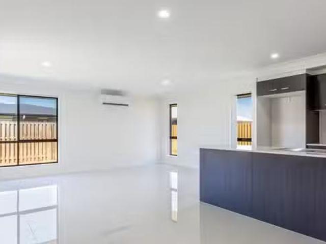 Cheap 15 Jezebel Street, Rosewood, QLD 4340