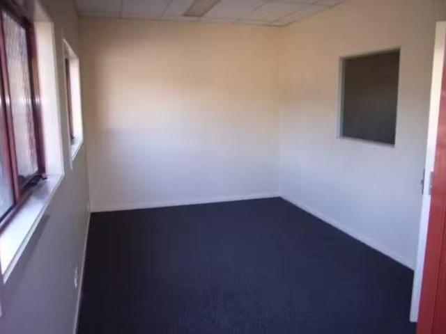 Rental! 15 Rodney Road, North Geelong, VIC 3215 Industrial/W.