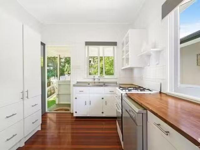 Nice 15 Tyne Street, Taringa, QLD 4068