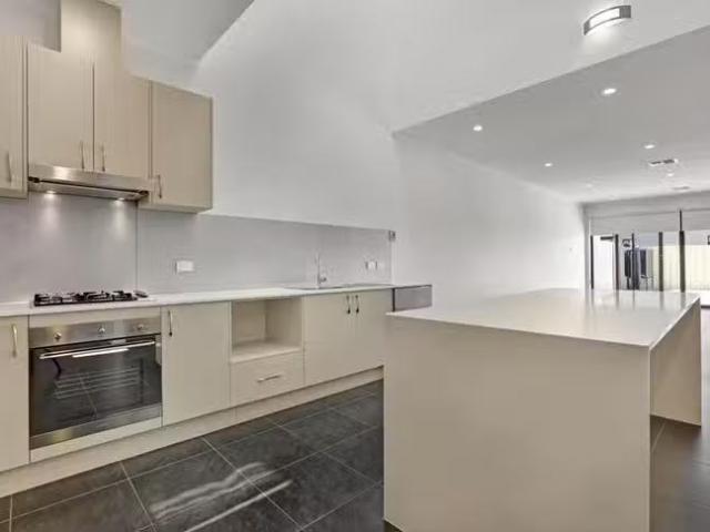 Cozy 15 Timms Street, Findon, SA 5023