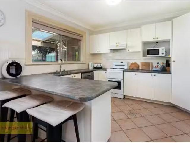 Nice 15B Phillip Close, Mudgee Apartment for rent Listed by K.