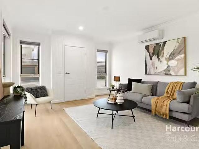 Nice 16/309 Mcdonalds Road, Epping, VIC 3076