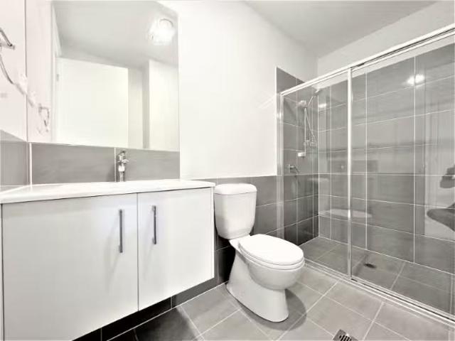 Charming 165A Emerald Hills Boulevard, LEPPINGTON Apartment fo.