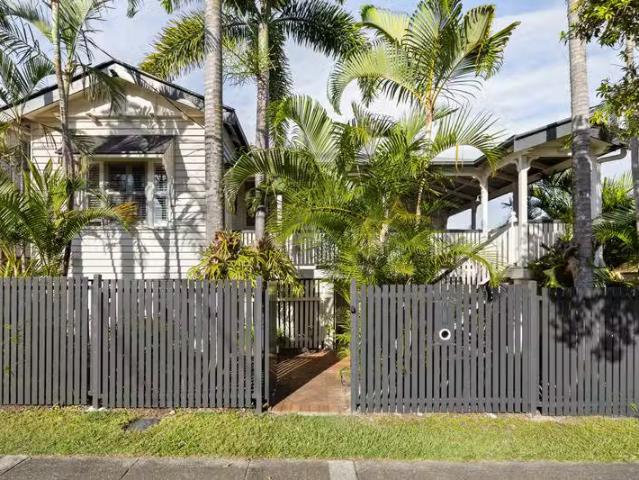 Cozy 168 Flower Street, Northgate QLD 4013