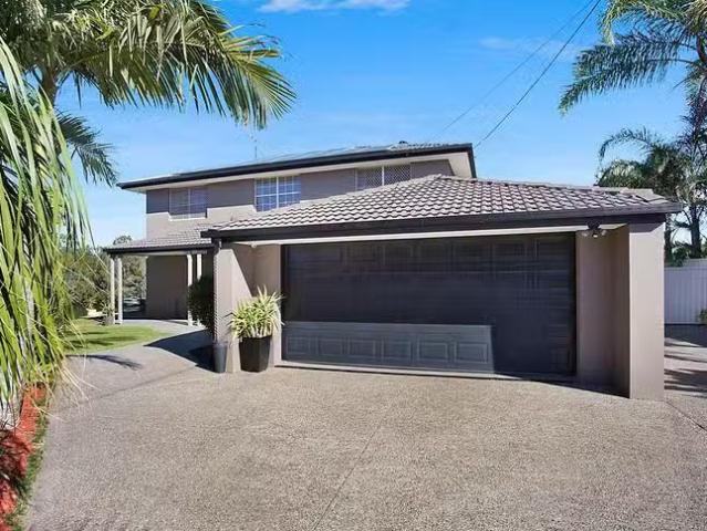 New 16 Monterey Court, Broadbeach Waters, QLD 4218