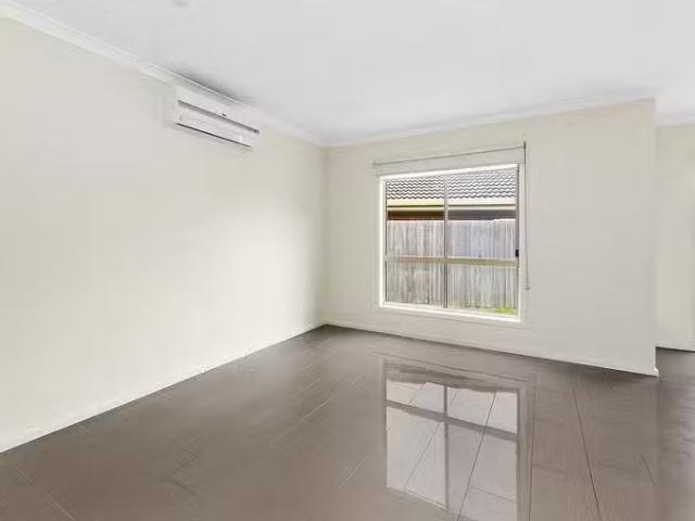 Charming 1/6 Nikola Court, Marshall, VIC 3216