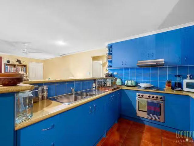 Charming 16 Cavella Drive, Glen Eden, QLD 4680