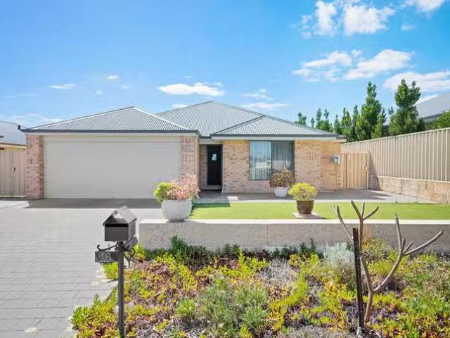 Deal! 16 Hazelgrove Crescent, Millbridge, WA 6232