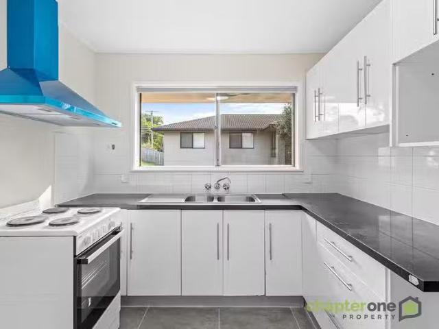 For Rent! 16 Ventura Street, Upper Mount Gravatt, QLD 4122