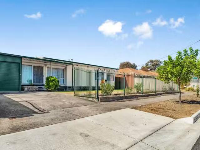 New 16 Wandana Avenue, GILLES PLAINS, SA 5086 House for Rent