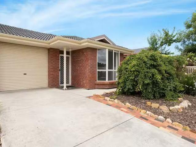 Deal! 16A Knott Street, Mount Barker, SA 5251