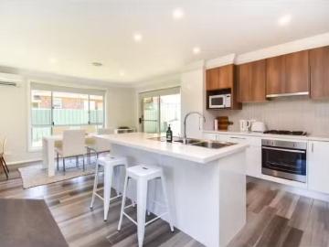 Lewis Ponds, Bathurst Regional - Parking