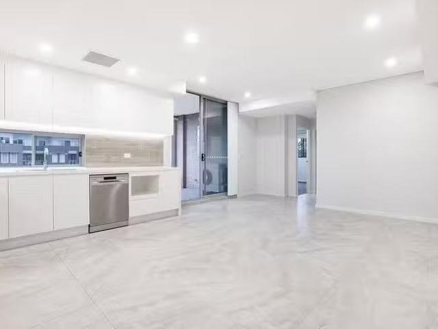 Nice 17/28 32 Lords Avenue, Asquith, NSW 2077