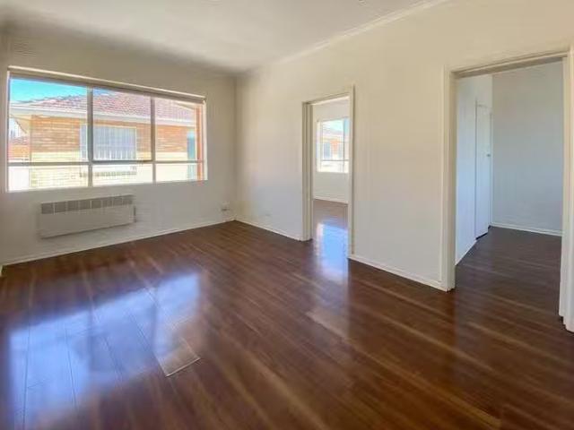 Cheap 17/39 Somerset Street, Richmond, VIC 3121