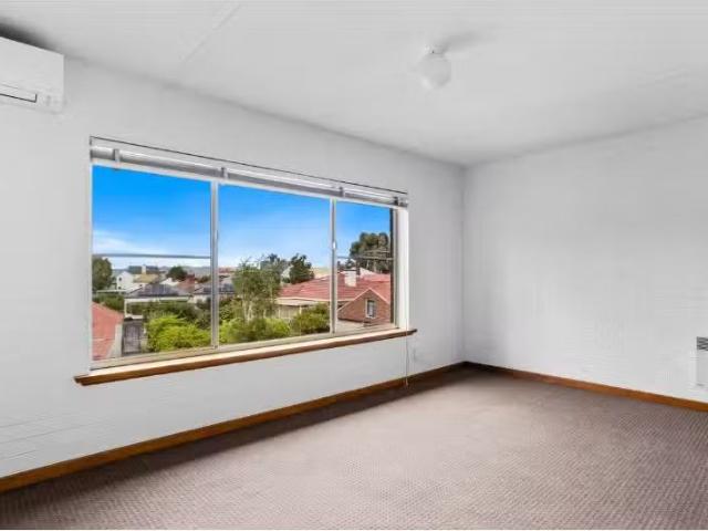 New 17/52 Queen Street, Sandy Bay Apartment for rent Listed b.