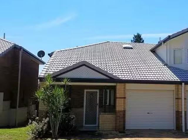 Just in! 17/580 Seventeen Mile Rocks Road, Sinnamon Park, QLD.