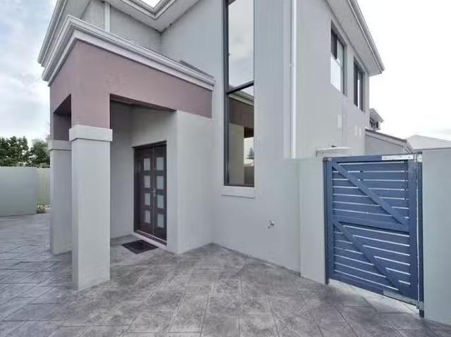 For Rent! 1/78 Parkin Street, Rockingham, WA 6168