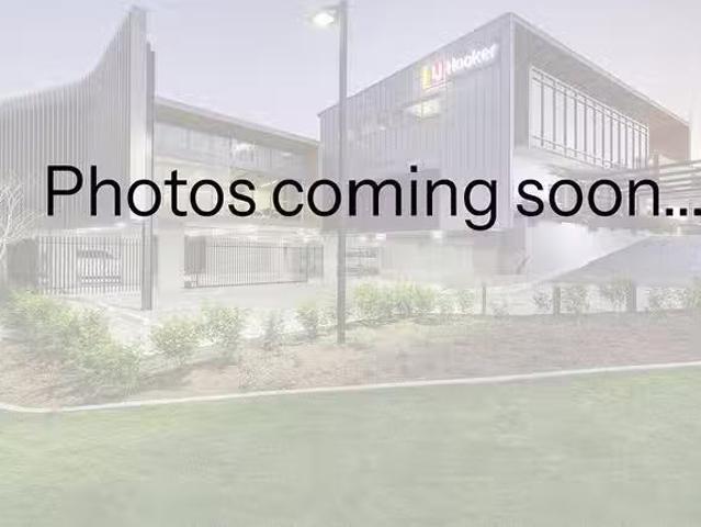Nice 17 Murev Way, Carrara, QLD 4211