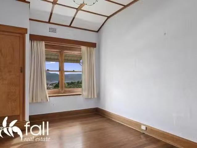 New 17 Benjafield Terrace, Mount Stuart, TAS 7000