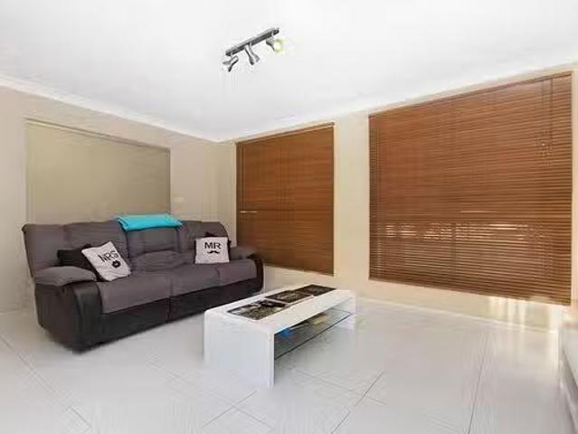 Just in! 17 Blacksmith Close, Stanhope Gardens, NSW 2768