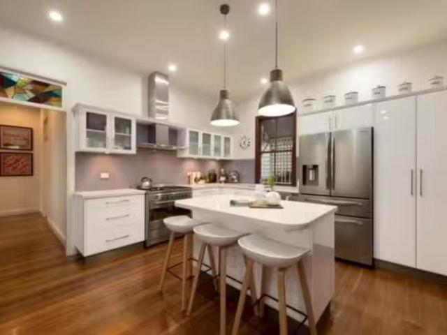 Cheap 17 Rose Lane, Gordon Park, QLD 4031