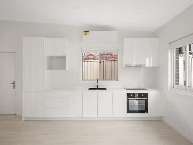 Nice 17A Dransfield Road, Edensor Park, NSW 2176