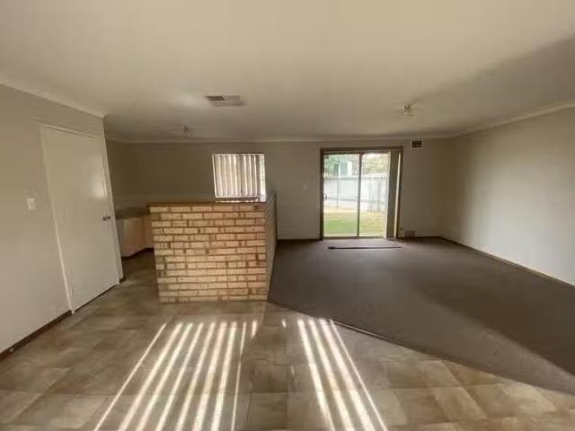 For Rent! 17A Gordon Street, Mullingar, WA 6430