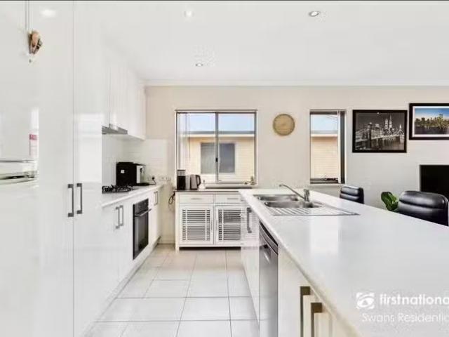 Cheap 17A Pissaro Crescent, Ashby, WA 6065