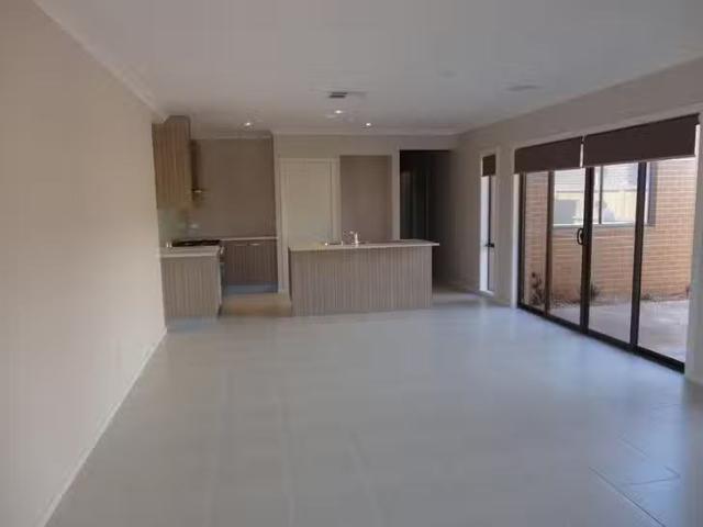 New 180 Saltwater Promenade, Point Cook, VIC 3030