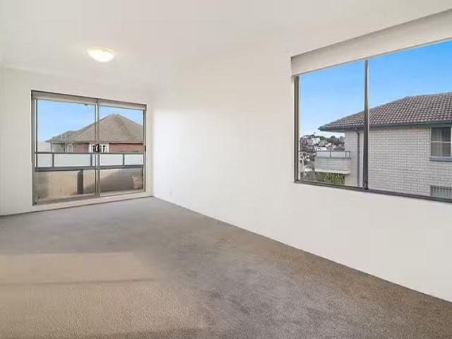 Deal! 18/10 Melrose Parade, Clovelly Apartment for rent Liste.