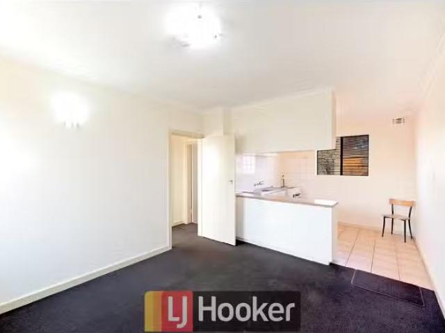 Nice 18/127 Rivett Street, HACKETT House for rent Listed by J.