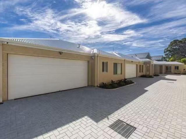 Charming 184B Forrest Road, Hamilton Hill, WA 6163