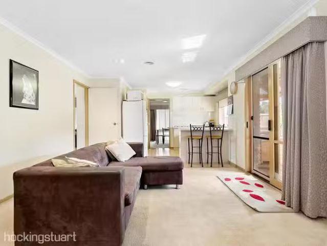 Just in! 18 Becker Close, Melton West, VIC 3337