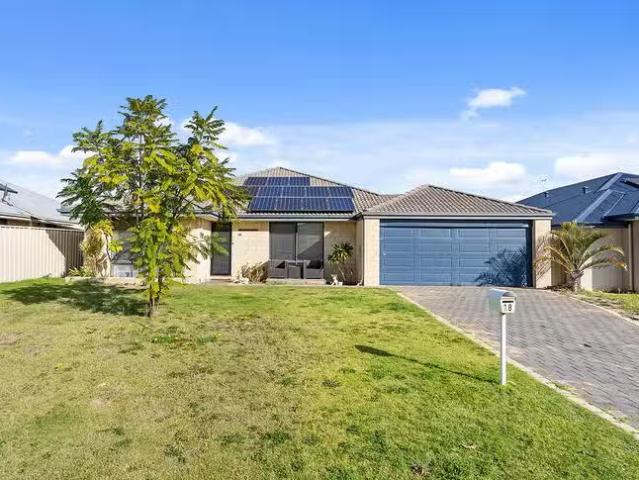 Rental! 18 Holloway Turn, Ravenswood, WA 6208