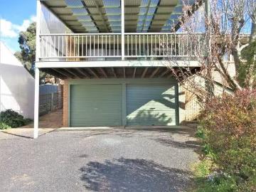 Nice 18 Warra Street, Cooma, NSW 2630