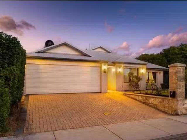 Charming 18 Westgrove Drive, Ellenbrook, WA 6069
