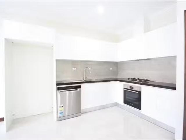 Just in! 18a Commissioners Drive, DENHAM COURT House for rent.