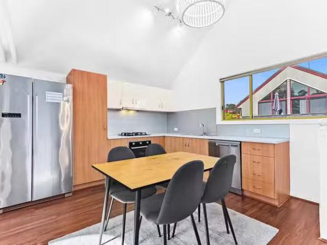 Charming 19/3 Ashley Street, Wantirna, VIC 3152