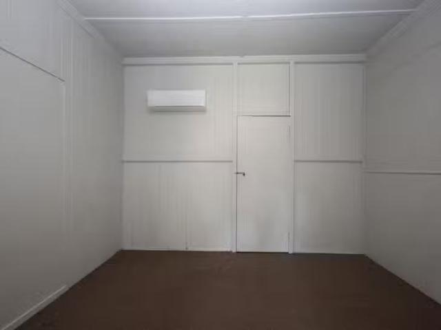 Deal! 1/9 Moggill Ferry Road, Riverview, QLD 4303