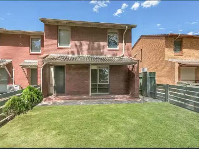 Just in! 19 Ormiston Court, Taperoo, SA 5017