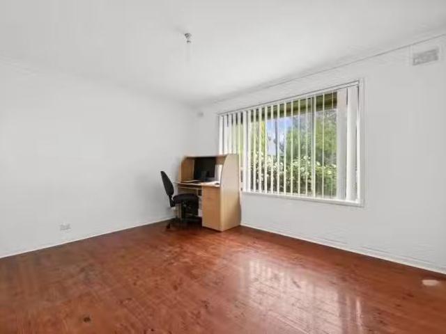 Rental! 19 Armona Avenue, Para Vista, SA 5093