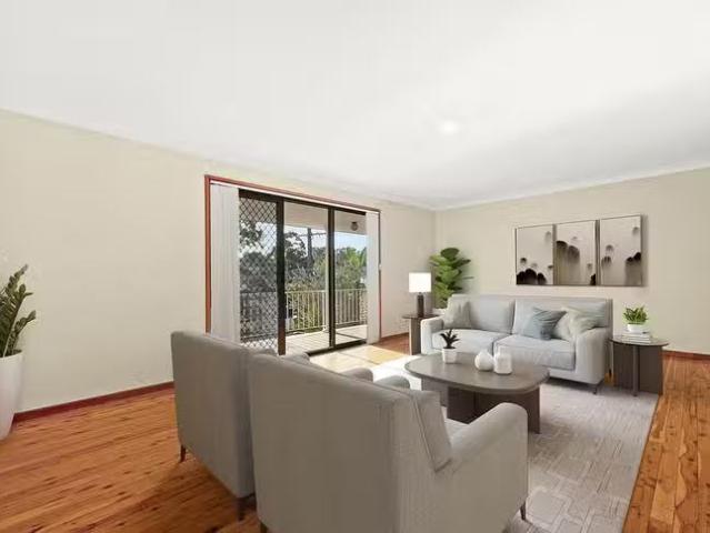 Deal! 19 Caroline Chisholm Drive, Winston Hills, NSW 2153