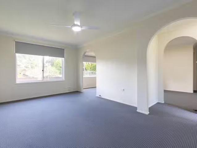 Just in! 19 Fireball Avenue, Cranebrook, NSW 2749