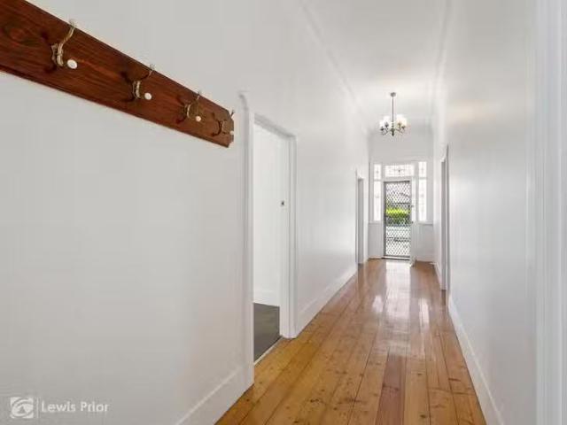 Cheap 19 Gloucester Street, Largs Bay, SA 5016