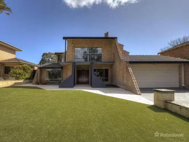 Just in! 19 Tamarisk Way, Woodlands, WA 6018