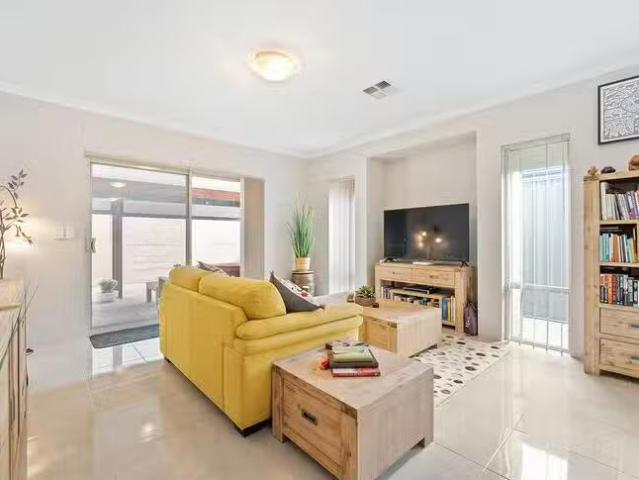 Just in! 19 Wilkes Loop, Baldivis, WA 6171