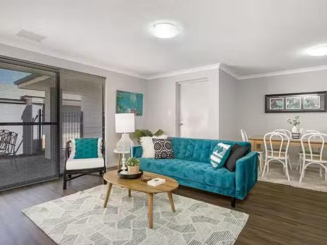 New 19 Yarra Promenade, Hammond Park, WA 6164